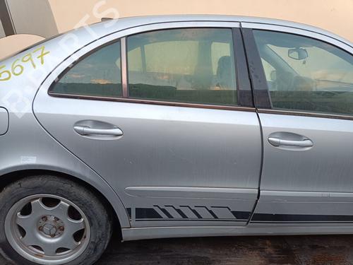 Used Right rear door MERCEDES-BENZ E-CLASS (W211) [2002-2009]  31172604