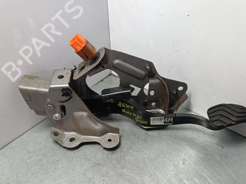 Used Break pedal NISSAN QASHQAI II (J11, J11_) [2013-2025]  29696635