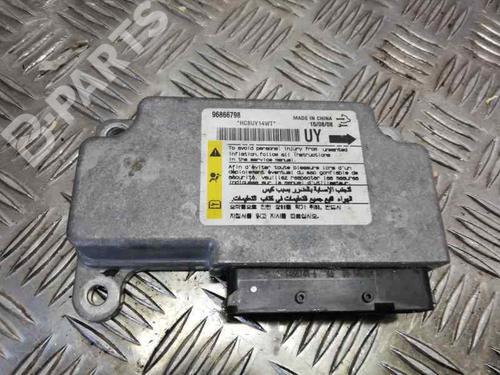 Used ECU airbags CHEVROLET CAPTIVA (C100, C140) 2.0 D (150 hp) 5123592