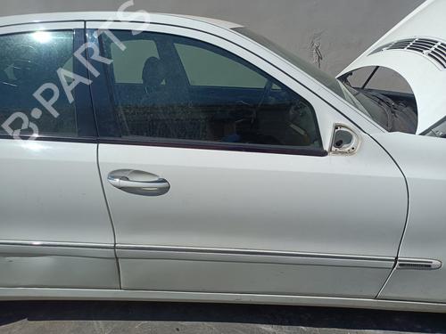 Used Right front door Right front door MERCEDES-BENZ E-CLASS (W211) E 270 CDI (211.016) (177 hp) 33801283 33801283