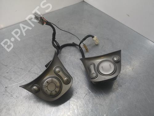 Steering column stalk NISSAN MICRA IV (K13K) 1.2 (80 hp) 17775295