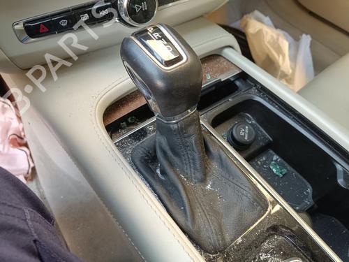 Used Gear lever VOLVO S90 II (234) D4 AWD (190 hp) 19255495