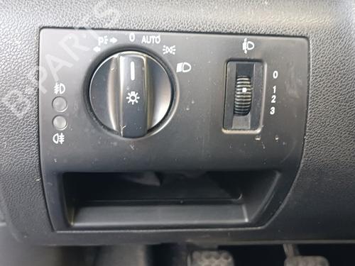 Used Headlight switch MERCEDES-BENZ A-CLASS (W169) A 160 (169.031, 169.331) (95 hp) 27441416