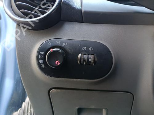 Used Headlight switch SEAT IBIZA III (6L1) [2002-2009]  31651807
