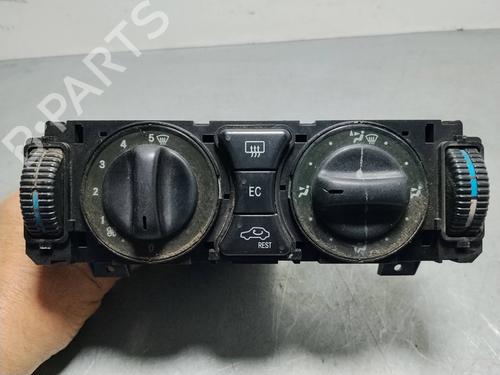 Used Climate control Climate control MERCEDES-BENZ E-CLASS (W210) E 270 CDI (210.016) (170 hp) 33709972 33709972
