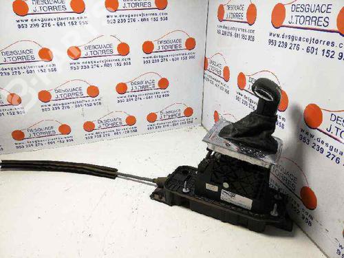 Used Gear lever VW PASSAT B6 (3C2) 2.0 TDI (140 hp) 7408802