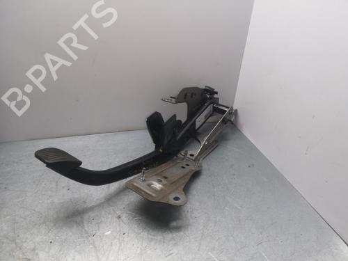 Break pedal FORD FOCUS II (DA_, HCP, DP) 1.6 TDCi (109 hp) 15240572