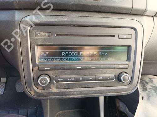 Used Radio SKODA FABIA III Estate (NJ5) 1.4 TDI (75 hp) 15955697