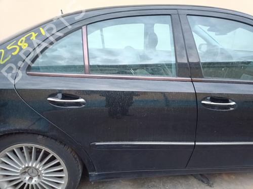 Used Right rear door MERCEDES-BENZ E-CLASS (W211) E 320 CDI (211.026) (204 hp) 31172588