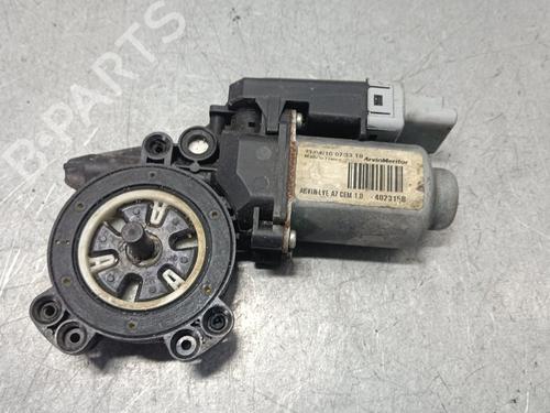 Portierruitmotor linksvoor PEUGEOT 207 (WA_, WC_) 1.4 16V (95 hp) 29972114