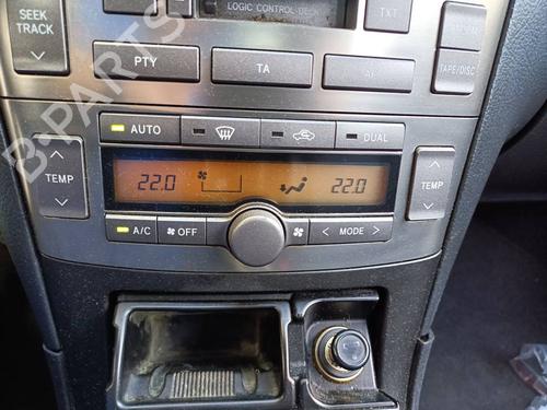 Used Climate control Climate control TOYOTA AVENSIS (_T25_) 2.0 D-4D (CDT250_, CDT250R) (116 hp) 40007109 40007109