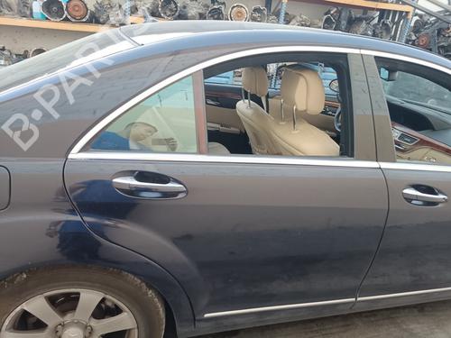 Used Right rear door MERCEDES-BENZ S-CLASS (W221, V221) S 320 CDI (221.022, 221.122) (235 hp) 31172476