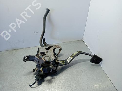 Used Clutch pedal HYUNDAI i40 I (VF) [2012-2019]  29720476