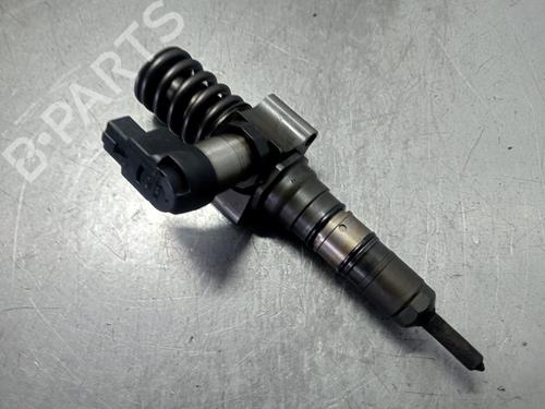 injector-vw-passat-b6-3c2-2005-2006-2007-2008-2009-2010-2011-36528653 main image