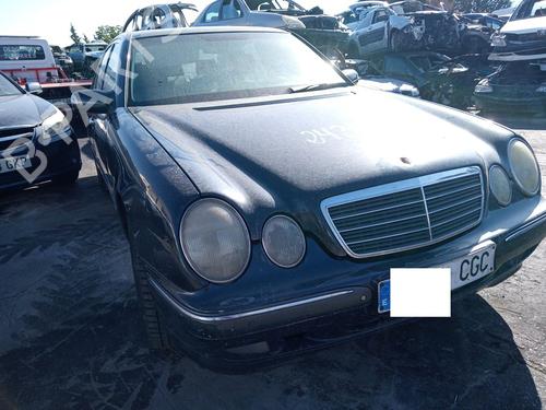 Engine control unit (ECU) MERCEDES-BENZ E-CLASS (W210) E 270 CDI (210.016) | BP18951488M57 