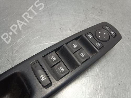 Used Left front window switch RENAULT MEGANE III Hatchback (BZ0/1_, B3_) [2008-2025]  27988102