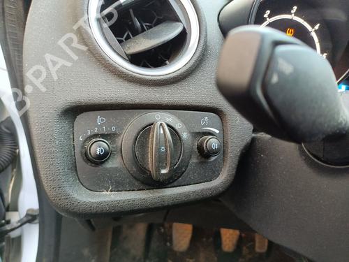 Used Headlight switch FORD FIESTA VI (CB1, CCN) 1.5 TDCi (95 hp) 30386922
