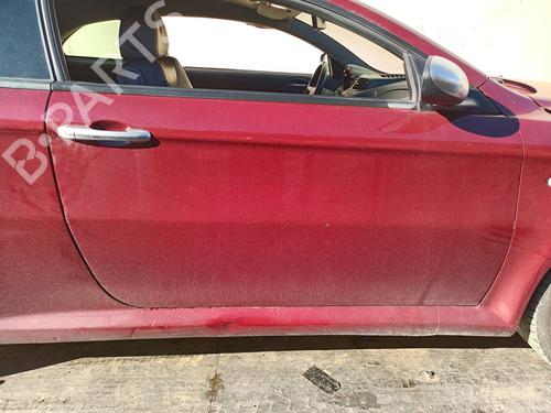 Used Right front door ALFA ROMEO GT (937_) 1.9 JTD (937CXN1B) (150 hp) 31240349