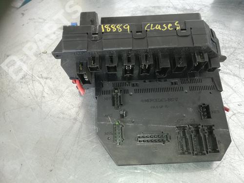 Fuse box MERCEDES-BENZ S-CLASS (W221, V221) S 320 CDI (221.022, 221.122) | BP9588367E1 