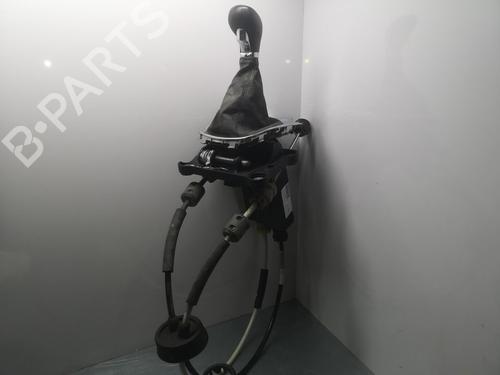 Used Gear lever OPEL MERIVA B MPV (S10) [2010-2017]  15821448