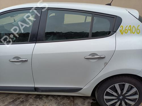 Używane Drzwi tylne lewe RENAULT MEGANE III Hatchback (BZ0/1_, B3_) 1.5 dCi (BZ09, BZ0D, BZ1W, BZ29, BZ14) (110 hp) 30919310