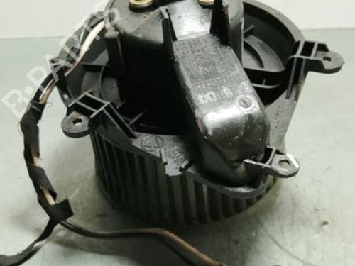 Used Heater blower motor Heater blower motor CITROËN XSARA (N1) 1.9 D (70 hp) 34102443 34102443
