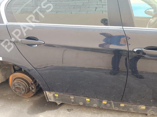 Used Right rear door BMW 3 (E90) 325 d (197 hp) 18126131