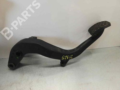 Clutch pedal BMW 1 (F20) 116 d (116 hp) 8769159