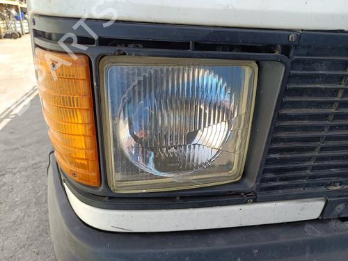 Used Right headlight Right headlight MERCEDES-BENZ MB Van (W631) [1988-1996] 34211170 34211170