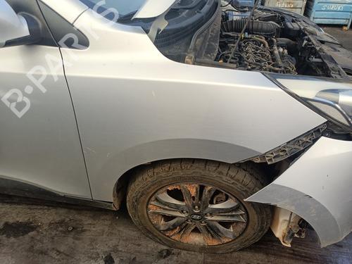Used Right front fenders Right front fenders 38935135 38935135