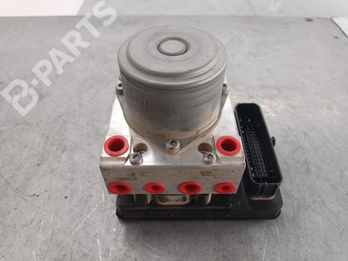 Used ABS pump FIAT 500X (334_) 1.6 D Multijet (334AXA1B, 334AXA11) (120 hp) 4758282