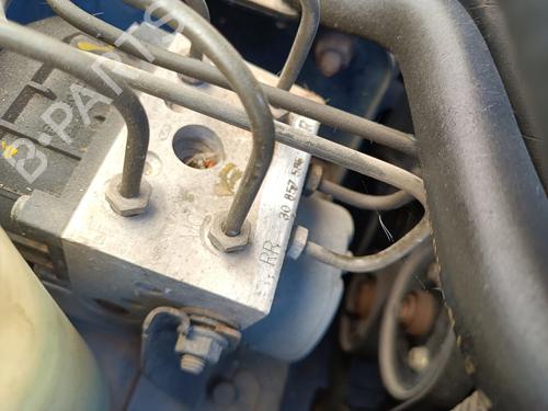 Pompe ABS Pompe ABS VOLVO S40 I (644) 1.9 DI (95 hp) 35799012 35799012