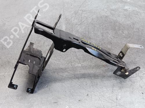 Venstre frontlyktstøtte BMW 3 Touring (F31) 318 d (143 hp) 15768596