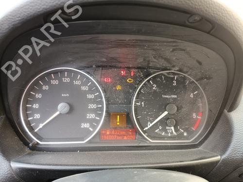 Used Instrument cluster BMW 1 (E87) 118 d (143 hp) 18089256
