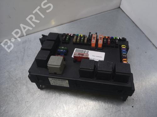 Used Fuse box MERCEDES-BENZ S-CLASS (W221, V221) S 320 CDI (221.022, 221.122) (235 hp) 21595264