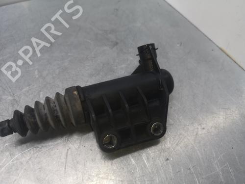 Clutch slave cylinder CHRYSLER 300M (LR) 2.7 V6 24V | BP18150509M113 