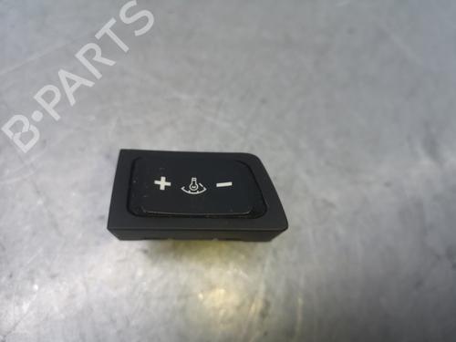 Used Switch HYUNDAI ix35 (LM, EL, ELH) [2009-2016]  25297056