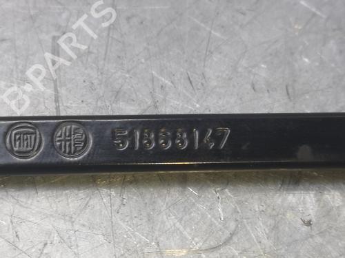 Front windshield wiper arm OPEL COMBO Box Body/MPV (X12) 1.3 CDTI (B05) | BP18150507C143 