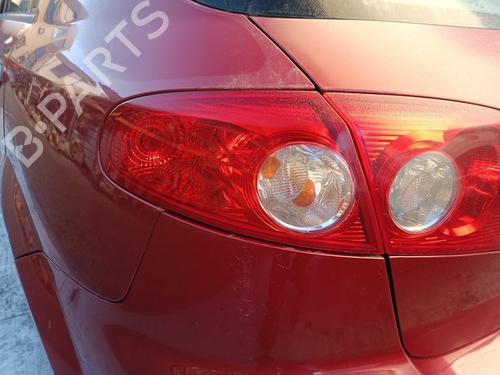 Used Left taillight CHEVROLET LACETTI (J200) 2.0 D (121 hp) 11841740