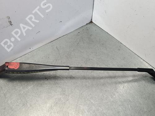 Used Front windshield wiper arm PEUGEOT 2008 I (CU_) 1.6 HDi (92 hp) 29306124
