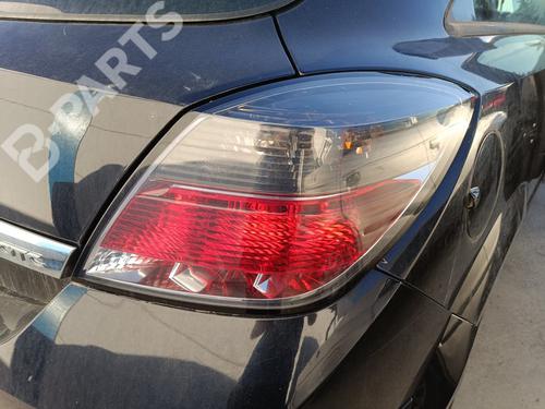Used Right taillight Right taillight OPEL ASTRA H GTC (A04) 1.9 CDTi 16V (L08) (120 hp) 11026665 11026665