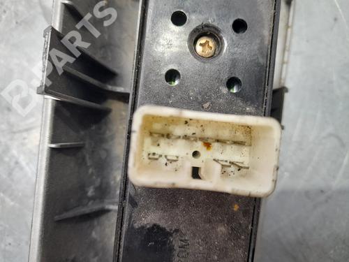 Right front window switch KIA SPORTAGE II (JE_, KM_) 2.0 CRDi 4WD | BP5017115I26 