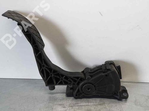 Used Pedal AUDI A1 (8X1, 8XK) 1.6 TDI (90 hp) 4240022