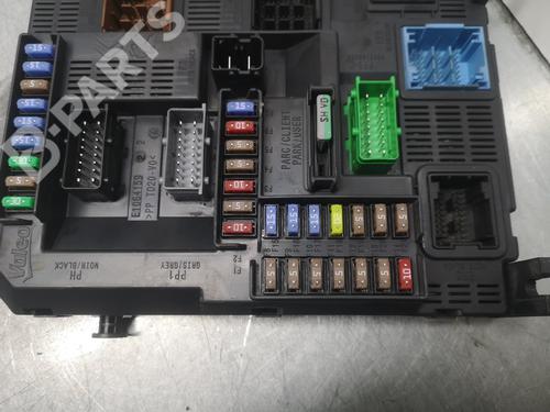 Fuse box PEUGEOT 308 II (LB_, LP_, LW_, LH_, L3_)  | BP11424018E1 