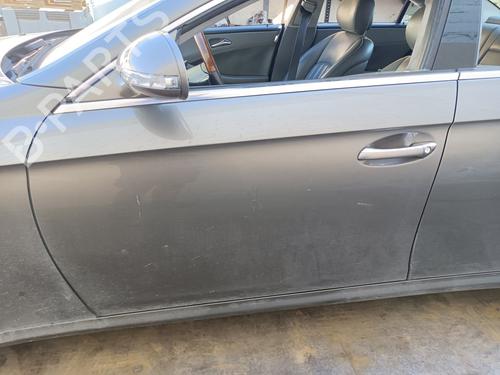 Used Left front door Left front door 32515135 32515135