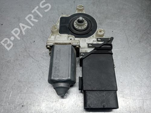 Rudehejsemotor forskærm højre VW GOLF IV (1J1) 1.9 TDI (115 hp) 27677755