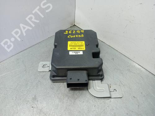 Used Electronic module KIA CARENS IV 1.7 CRDi (116 hp) 30636690
