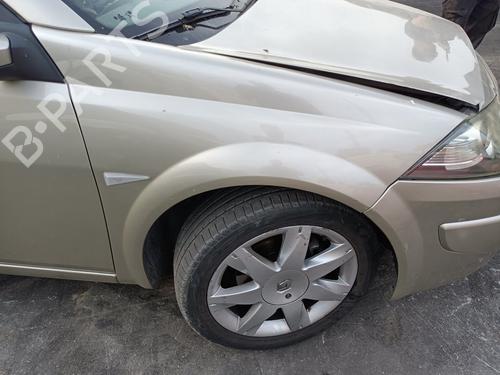 right-front-fenders-renault-megane-ii-coupe-cabriolet-em01_-2003-2004-2005-2006-2007-2008-2009-2010-38072700 main image