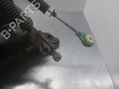Gear lever OPEL CORSA E (X15) 1.3 CDTI (08, 68) | BP16572204M90 