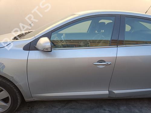 Left front door RENAULT FLUENCE (L3_) 1.5 dCi (L30D, L30L, L306, L33F, L33L, L33M, L33V, L33W) BP24621237C2